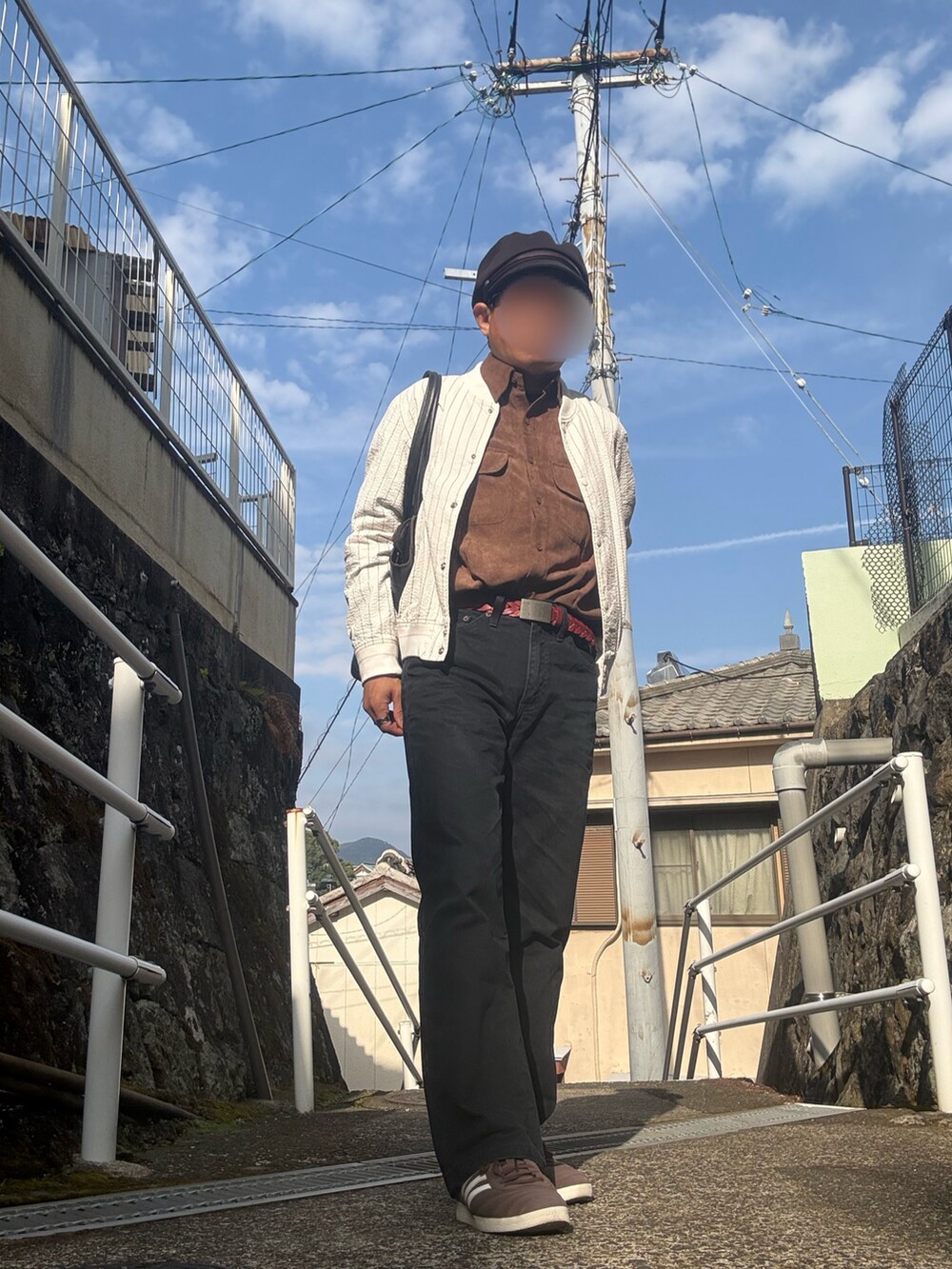 beautiful peopleのスタジャンを使った人気ファッションコーディネート