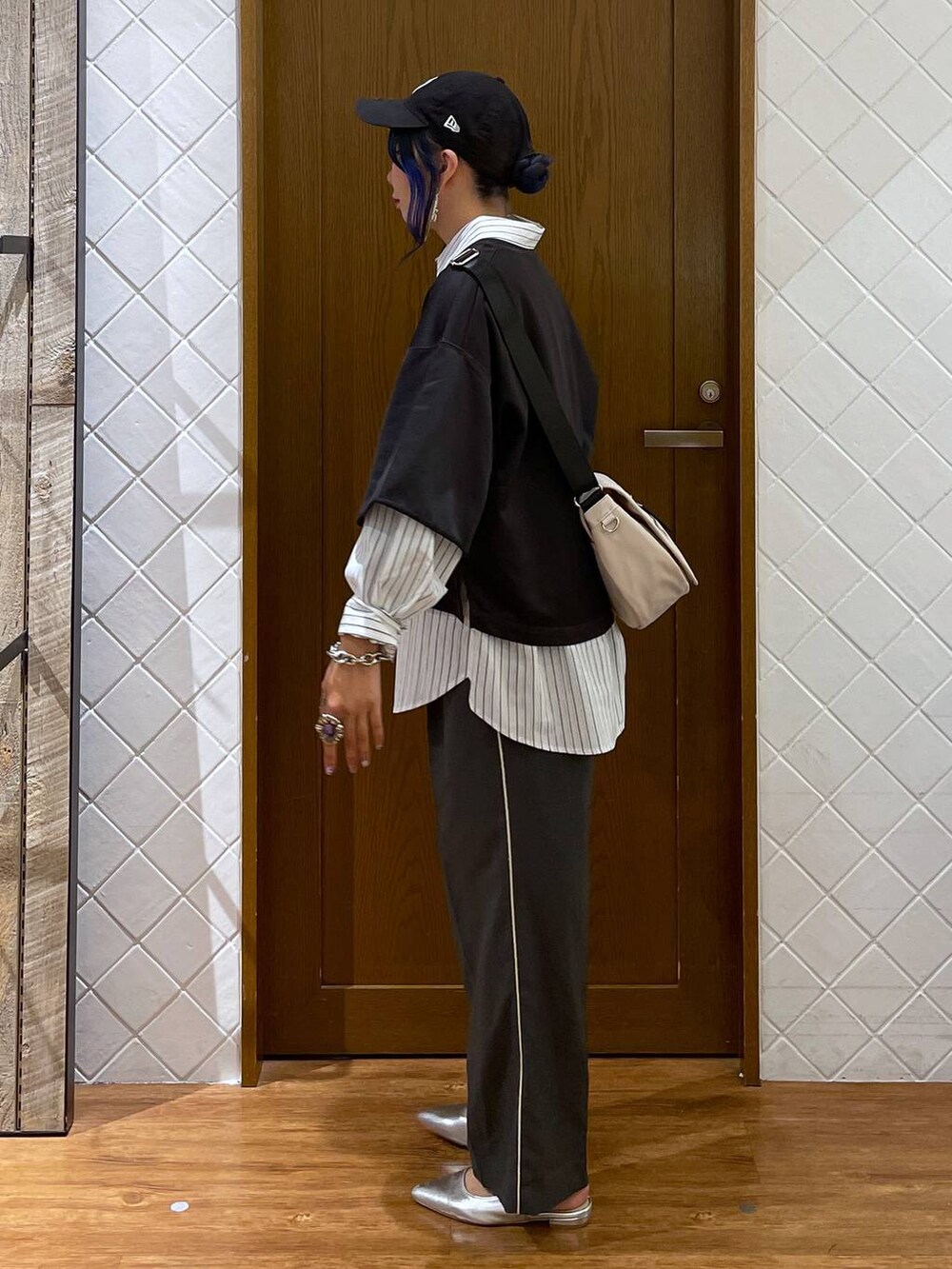 ウツクシルエットサイドラインワイドパンツ/115344を使った人気