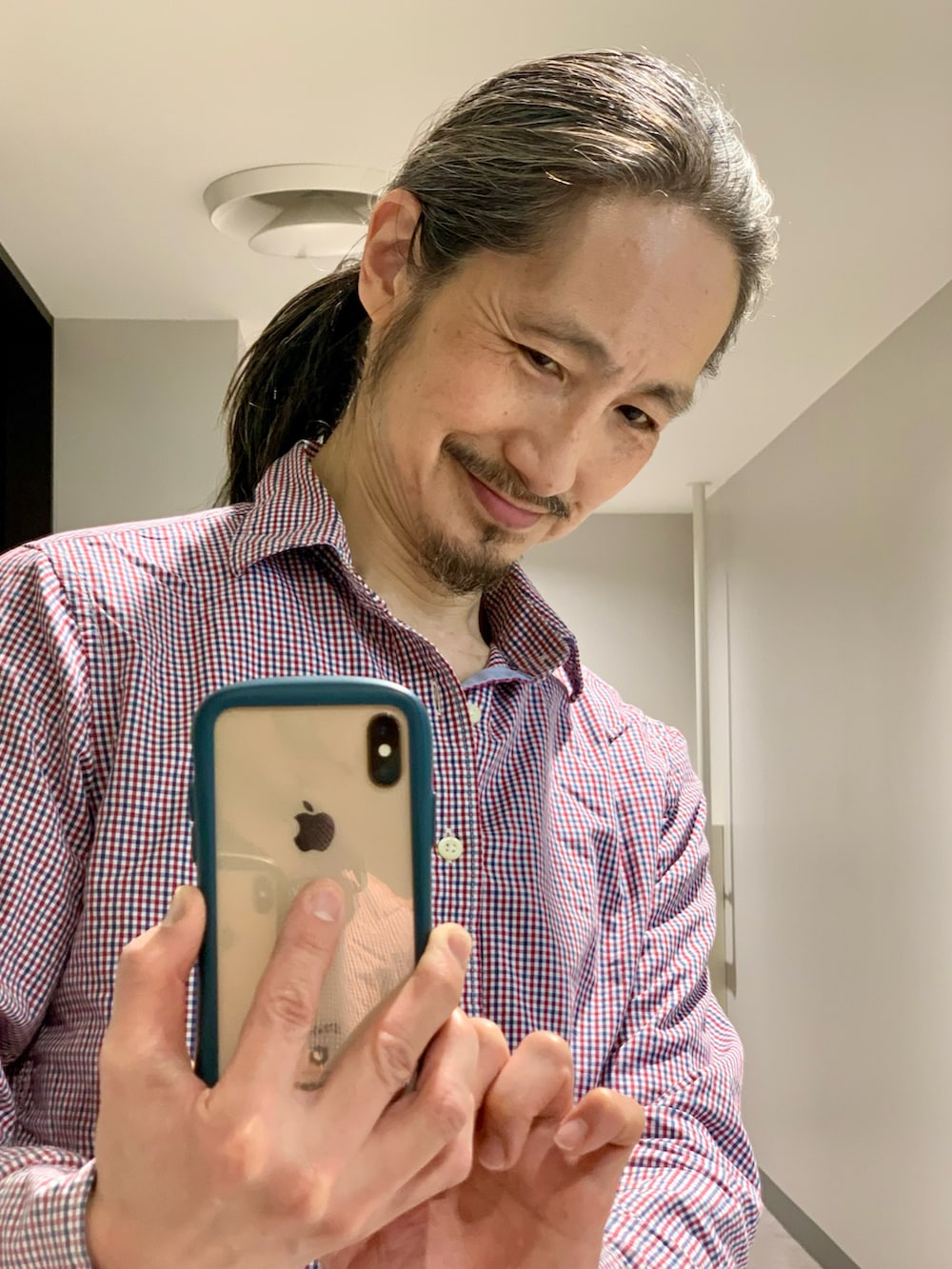 「Banana Republicのアイテム（シャツ/ブラウス、その他）」を使った、健弘(U)さん（メンズ・169cm）の春コーディネートの2枚目の写真