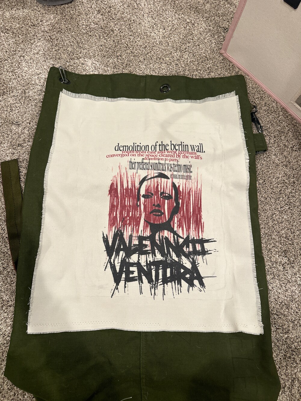 「valenncii Ventoraのアイテム（バックパック/リュック、その他）」を使った、valennciiさん（レディース・61cm）の春コーディネートの5枚目の写真