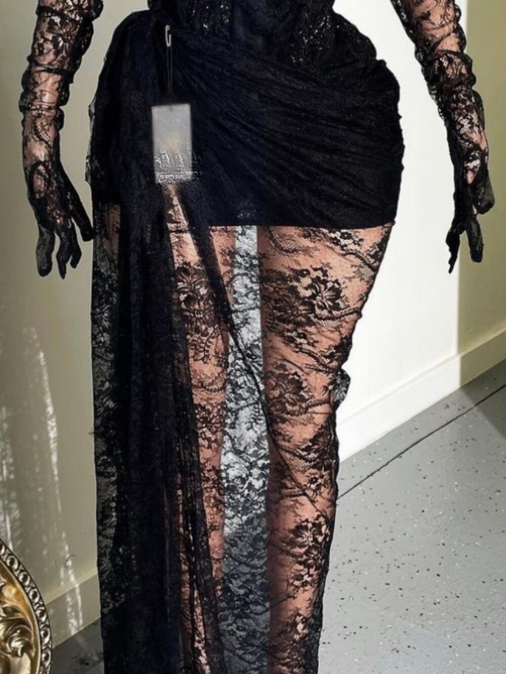 「Valenncii Ventoraのアイテム（ドレス、ブラック系）」を使った、valennciiさん（レディース・163cm）の春コーディネートの2枚目の写真