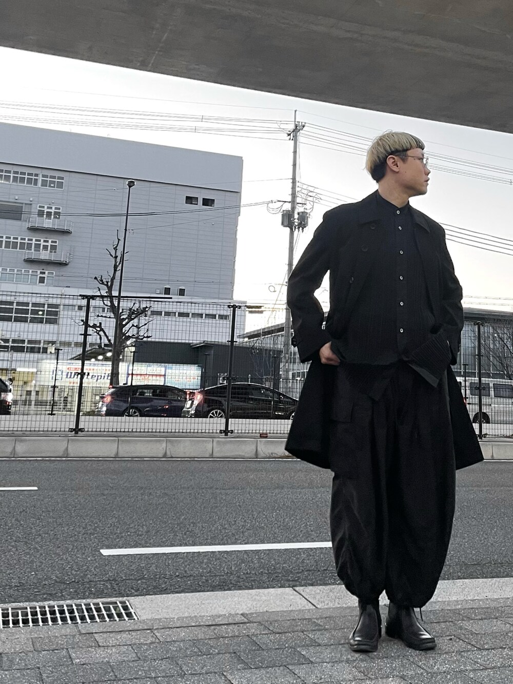 YUN｜COMME des GARCONS HOMMEのステンカラーコートを使った