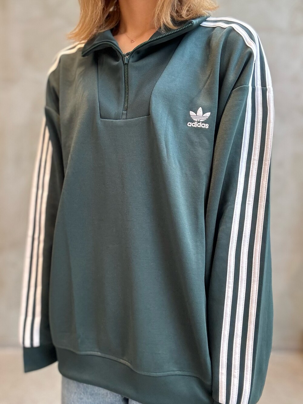 adidas オリジナルス ファンネルネックトラックトップ グリーン