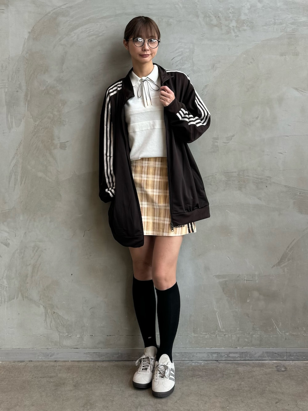 ベージュ ウェア/服【アディダス公式】 adidas ベージュ ジャケット