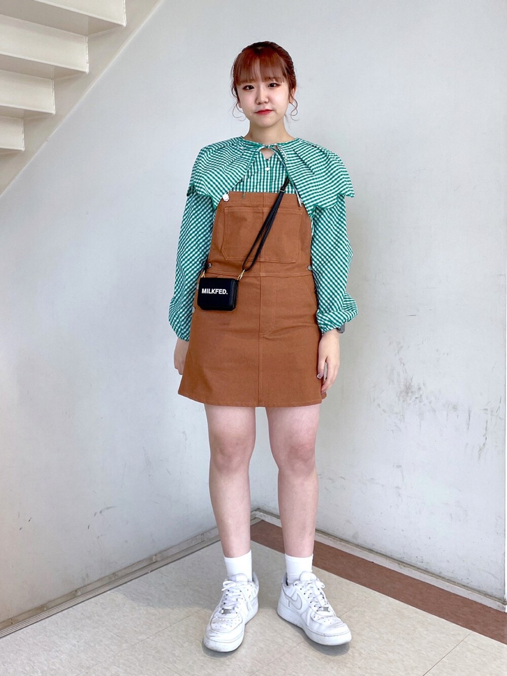 「春コーデ、おしゃれさんと繋がりたい、MILKFED.、ミルクフェド、159cm、私の推しブランド、カラーコーデ、韓国ファッション、休日スタイル、きれいめカジュアル」｜「MILKFED.のGINGHAM BIG COLLAR BLOUSE（シャツ/ブラウス、グリーン系）」を使った、ゆんさん（レディース・159cm）の冬コーディネートの2枚目の写真