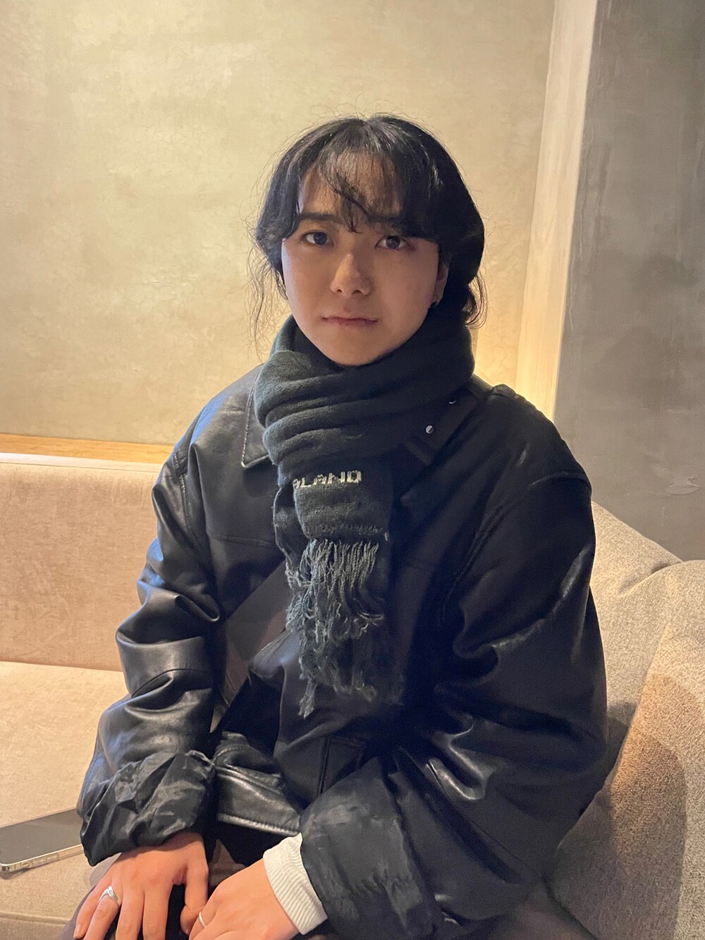 「COS、Paraboot、パラブーツ、ミカエル、レザージャケット、スラックス、used、古着MIX」｜「VINTAGEのアイテム（その他アウター、ブラック系）」を使った、sawaさん（レディース・160cm）の冬コーディネートの2枚目の写真