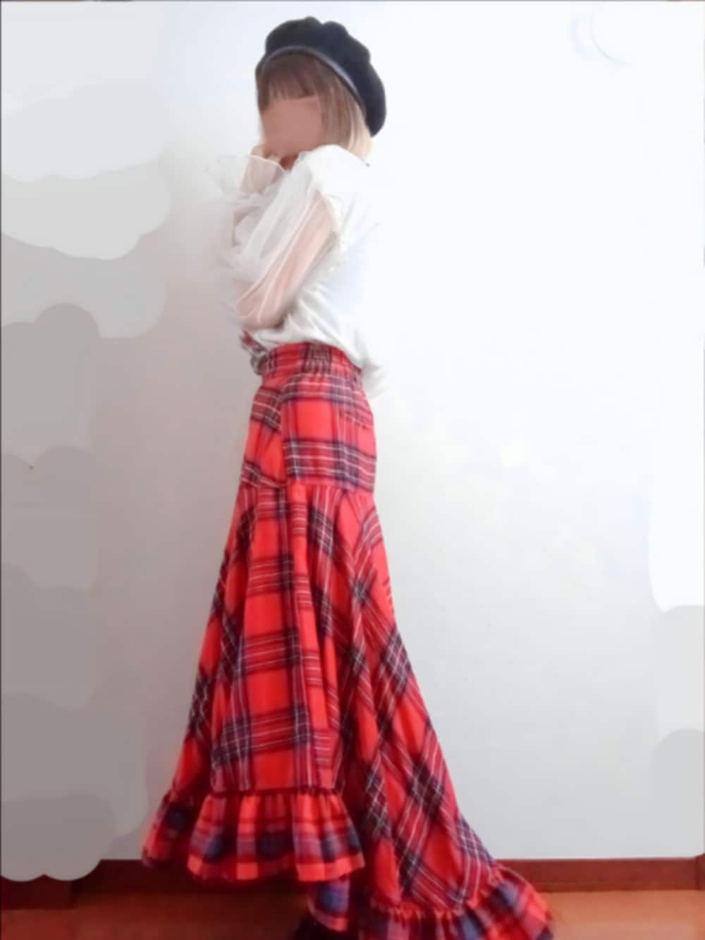 「夏服、夏服コーデ、夏コーデ、パンク、ベレー帽、赤チェック、チェックスカート、韓国ファッション、韓国コーデ、jouetie、ストリート、カジュアル、ガーリー、プチプラ、あのちゃん」｜「jouetieのクレイジーチェックフリルスカート（スカート、レッド系）」を使った、まめまるふくさん（レディース・156cm）の夏コーディネートの4枚目の写真