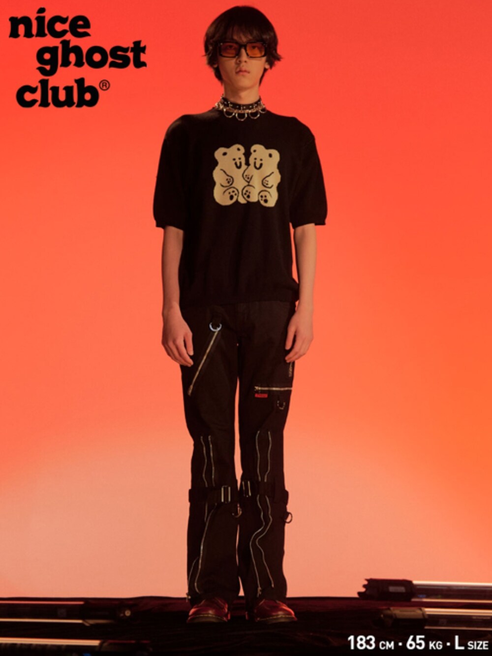 「韓国ファッション、韓国ブランド、ストリート、ストリートコーデ、niceghostclub、ニットコーデ、男女兼用、ユニセックス、韓国コーデ、古着MIX」｜「NICE GHOST CLUBのアイテム（ニット/セーター、ブルー系）」を使った、アインツさん（レディース・165cm）の春コーディネートの2枚目の写真