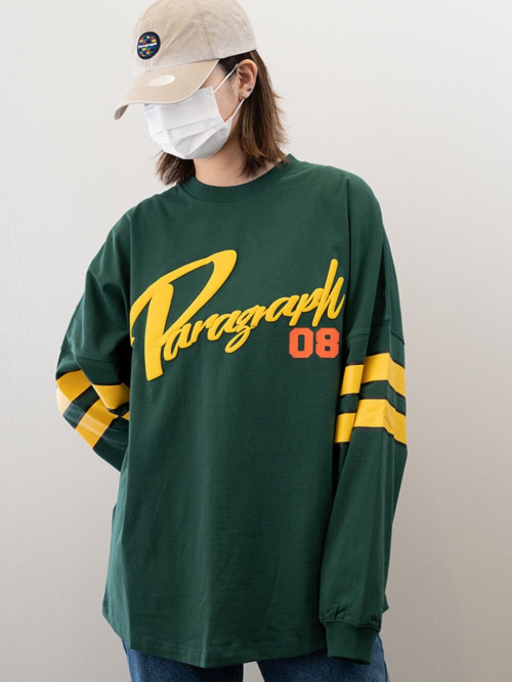 「韓国ファッション、韓国ブランド、韓国コーデ、ストリート、ストリートコーデ、ロングTシャツ、韓国通販、パラグラフ、Paragraph、カジュアル、カジュアルコーデ」｜「Paragraphのアイテム（Tシャツ/カットソー、ホワイト系）」を使った、アインツさん（レディース・160cm）の春コーディネートの3枚目の写真