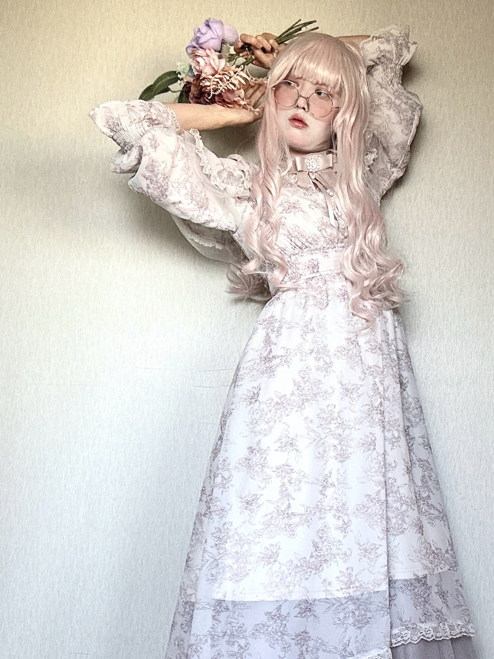 「フェミニンコーデ、ガーリーコーデ」｜「LIZ LISAのアイテム（パンプス、ホワイト系）」を使った、すずらんさん（骨格ウェーブ・レディース・162cm）の春コーディネートの2枚目の写真