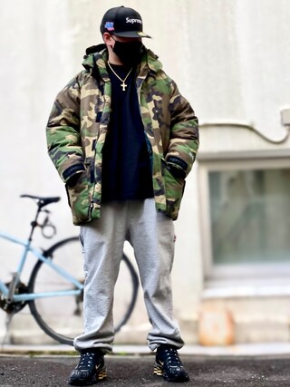 ktacs｜Supreme のスウェットパンツを使ったコーデ 