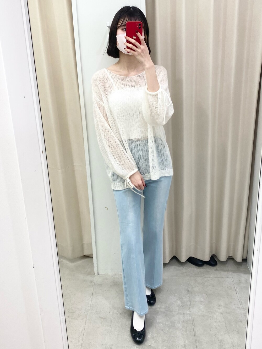 「ナイスクラップ、高身長女子、高身長コーデ、ootd、骨格ウェーブ、お出かけコーデ、デニム、パンツスタイル、シンプルスタイル、大人女子、オトナカジュアル、今日のコーデ、大人コーデ、春色、きれいめカジュアル」|「one after another NICE CLAUPの美脚ストレッチデニム(デニムパンツ、ブルー系)」を使った、moeさん(レディース・174cm)の冬コーディネートの4枚目の写真