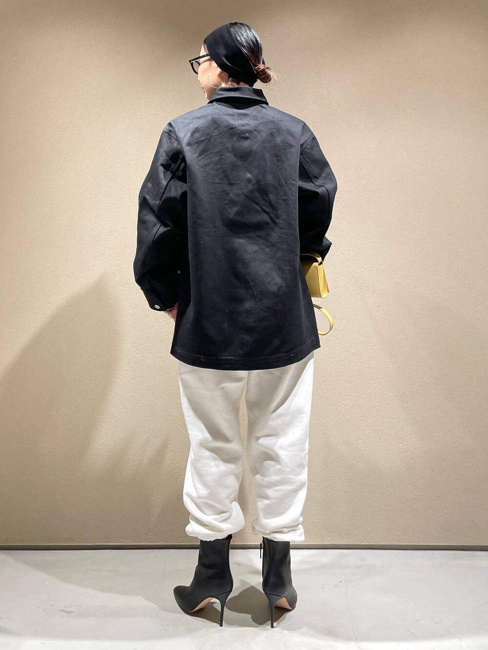 「トラッド、カジュアル、モード」｜「ChaosのChaos(カオス)/パティロングスリーブTシャツ（Tシャツ/カットソー、ホワイト系）」を使った、FUMIさん（レディース・162cm）の冬コーディネートの5枚目の写真