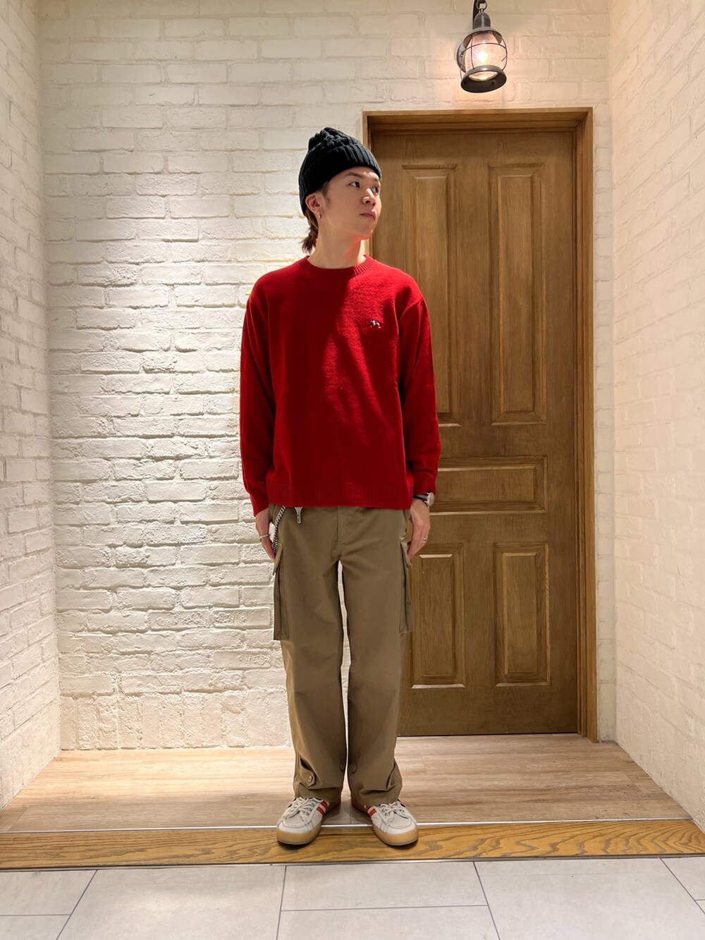 「FREDY&GLOSTER、GEVACO、adidas、アウター、メルトンコート、カーゴパンツ、シンプルスタイル、メンズファッション、ニット、ニット帽、冬コーデ」｜「GEVACOの【GEVACO/ゲバコ】メルトンミドルブルゾン ミドルコート（ブルゾン、ブルー系）」を使った、ふなさん（メンズ・178cm）の冬コーディネートの3枚目の写真