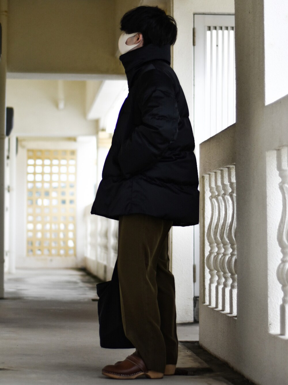「+J、プラスJ、UNIQLO+J、ユニクロ、UNIQLO、レディース、ユニセックス、ジェンダーレス、ダウンジャケット、ダウン、マイベストコーデ2021、あったかコーデ、モード、ビッグシルエット、わたしの推しブランド」｜「+Jのダウンボリュームジャケット / M size / women（ダウンジャケット/コート、ブラック系）」を使った、JUKIYA.さん（メンズ・162cm）の冬コーディネートの2枚目の写真