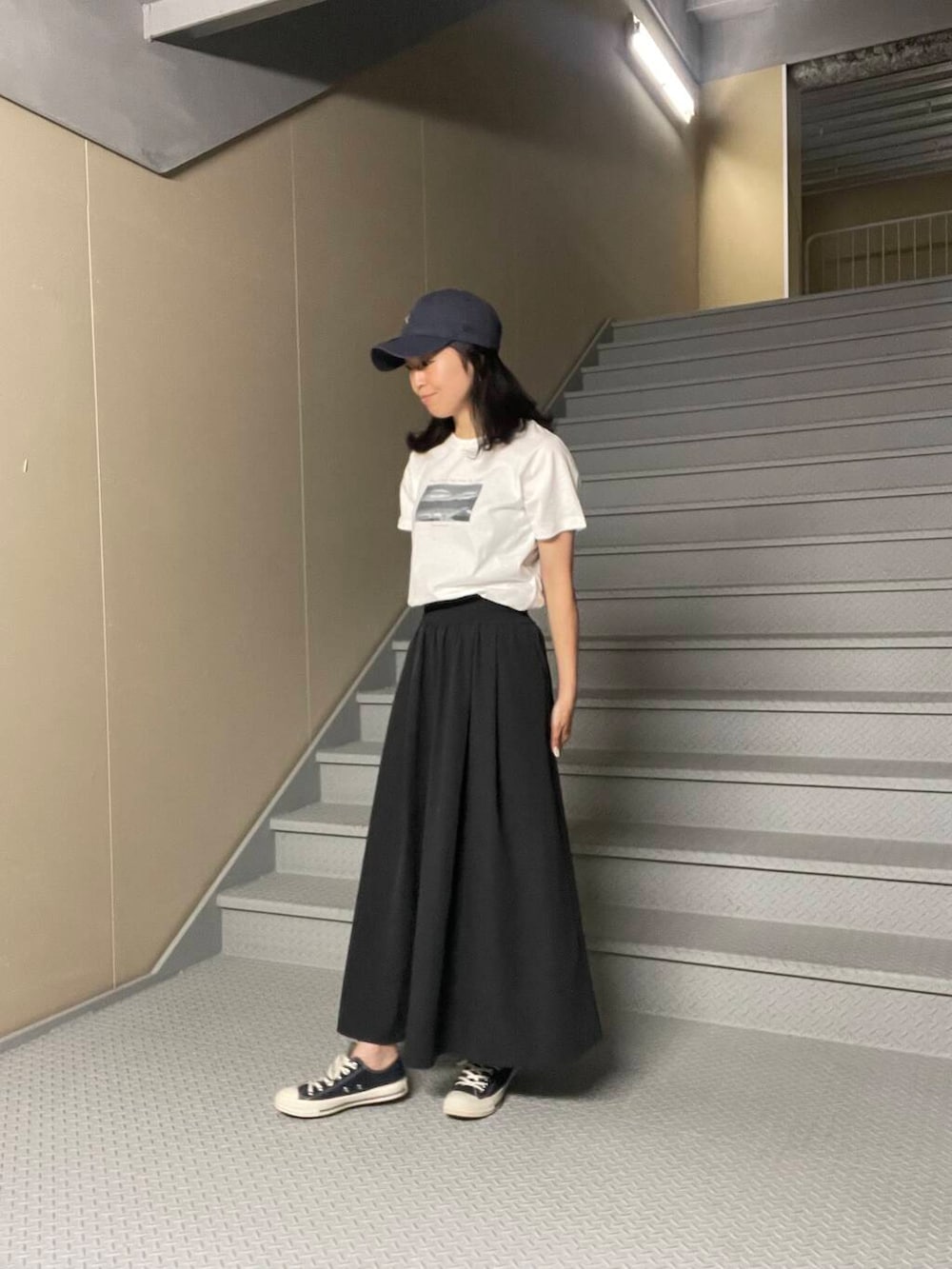 「シンプルコーデ、サニーレーベル、夏、sonny、新作アイテム、撥水加工、uv、わんぴーす、もうすぐ夏」｜「URBAN RESEARCH Sonny LabelのフォトプリントTシャツ（Tシャツ/カットソー、ホワイト系）」を使った、Manaさん（レディース・161cm）の夏コーディネートの2枚目の写真