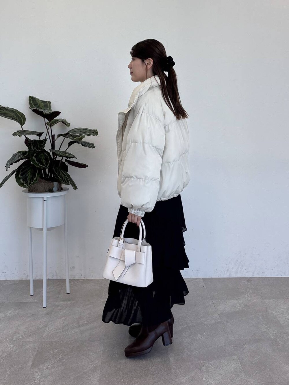 「mysty womanのニットストームショートブーツ　143358（ブーツ、ブラウン系）」を使った、Renaさん（レディース・155cm）の冬コーディネートの3枚目の写真