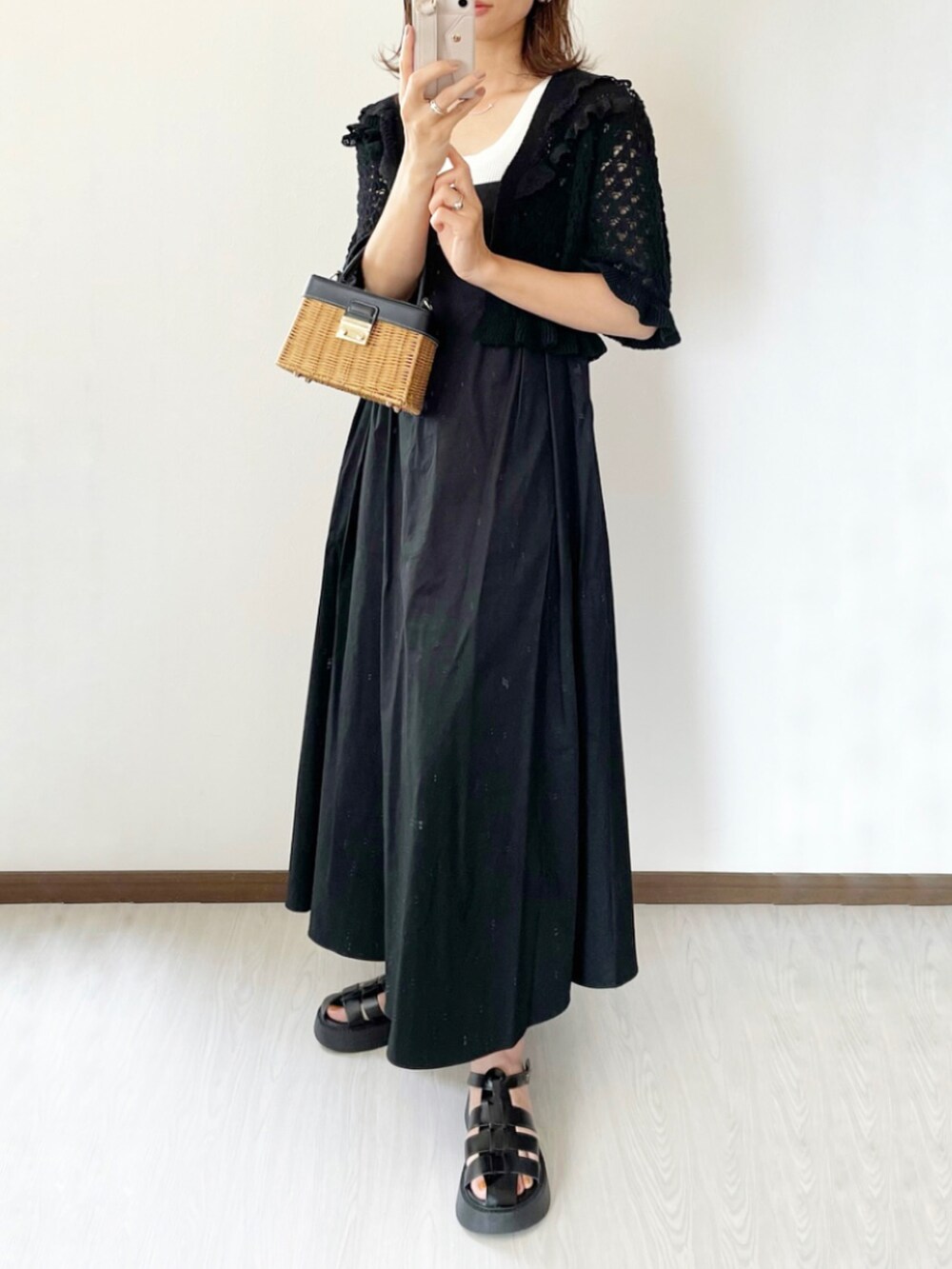 「夏コーデ」|「210nouveのボリュームソールグルカサンダル(サンダル、ブラック系)」を使った、kaochocoさん(レディース・161cm)の夏コーディネートの2枚目の写真