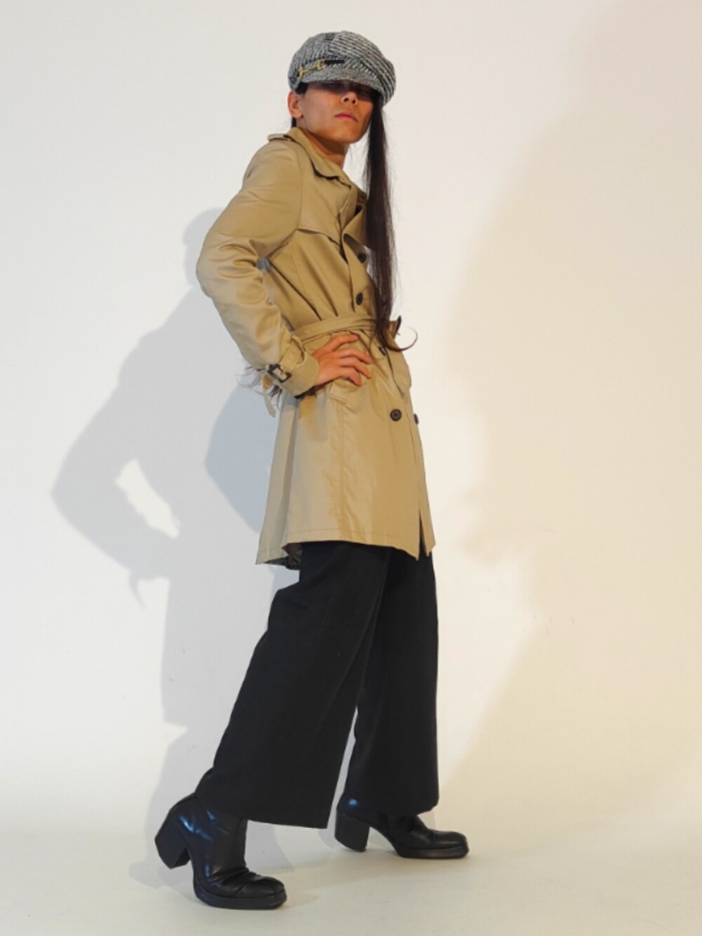 「rovtski、NOID、foufou、whoop'-de-doo'、CA4LA、classic、fashion blogger、coordinate、simple、styleinspo、ootd、outfit、whatiwore、おしゃれさんと繋がりたい」|「CA4LAのアイテム(キャスケット、グレー系)」を使った、Arasashi Kimihiroさん(メンズ・170cm)の秋コーディネートの2枚目の写真