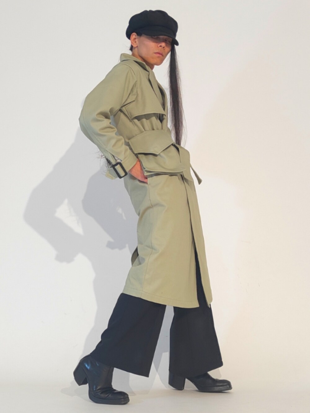 「asos、NOID、meemselect、whoop'-de-doo'、classic、fashion、coordinate、simple、styleinspo、ootd、outfit、whatiwore」|「NO ID.のアイテム(シャツ/ブラウス、ホワイト系)」を使った、Arasashi Kimihiroさん(メンズ・170cm)の秋コーディネートの2枚目の写真