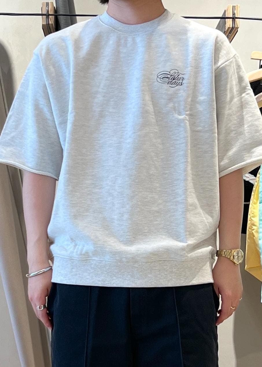 「Tシャツ、スウェットTシャツ、スウェットT、リラックスTシャツ、リラックスT、パンツ、ハーフパンツ、ワークパンツ、Dickies、京都、Saturdays NYC、初春コーデ、春コーデ、初夏コーデ、夏コーデ」｜「Saturdays NYCのLOGO SOCK（ソックス/靴下、ホワイト系）」を使った、kippeiさん（メンズ・170cm）の春コーディネートの7枚目の写真
