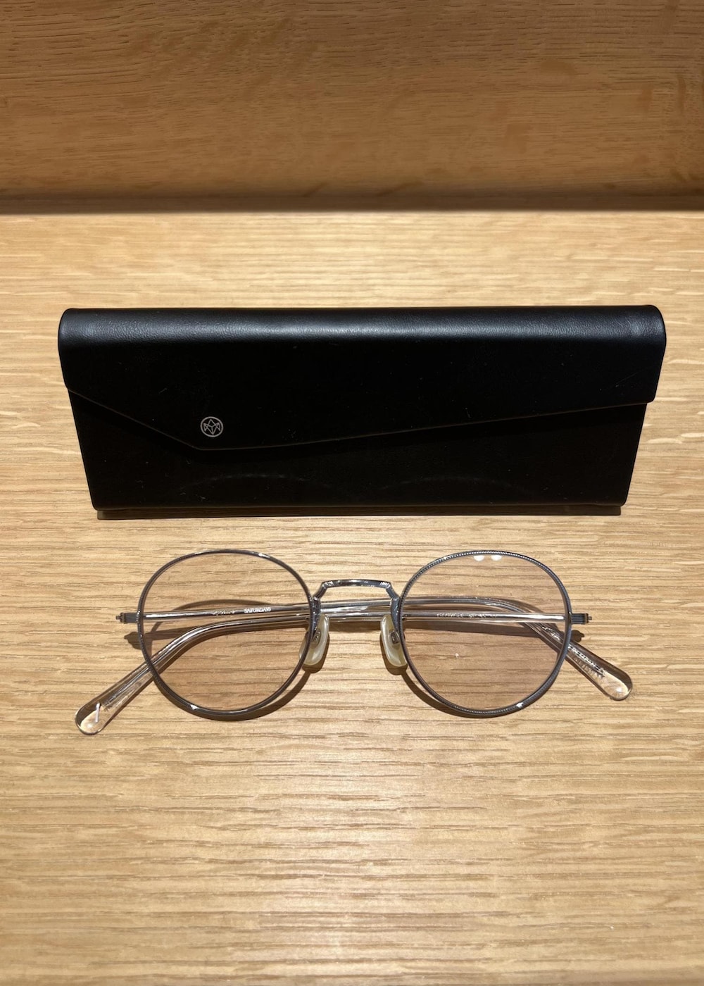 「シャツ、半袖シャツ、開襟シャツ、柄シャツ、スラックス、ワイドスラックス、ayame、メガネ、サングラス、アイウェア、別注、別注アイテム、コラボアイテム、コラボ、京都」｜「Saturdays NYCのCanty Open Collar Paisley Printed SS Shirt（シャツ/ブラウス、レッド系）」を使った、kippeiさん（メンズ・170cm）の夏コーディネートの7枚目の写真