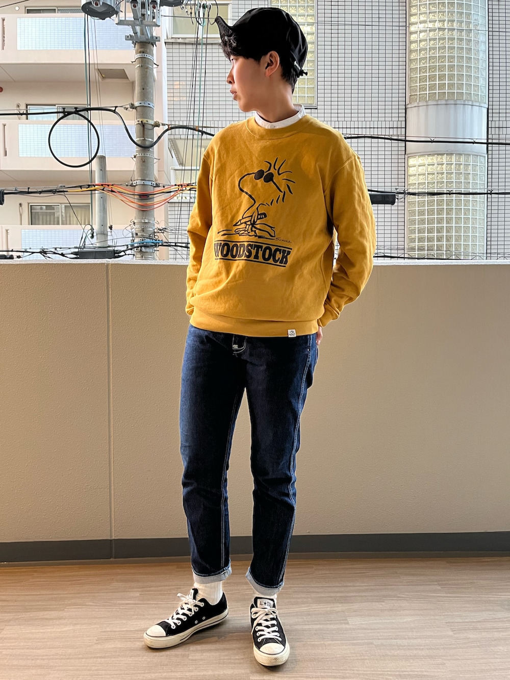 「ほめられ本命コーデ、メンズコーデ、シンプルコーデ、大人カジュアル、スニーカー、UNIQLO、スウェット、キャップ、コンバース」｜「THE NORTH FACEのTHE NORTH FACE/ザ ノース フェイス GTX BASEBALL CAP /GTX ベースボール キャップ（キャップ、ブラック系）」を使った、noriさん（メンズ・172cm）の春コーディネートの2枚目の写真