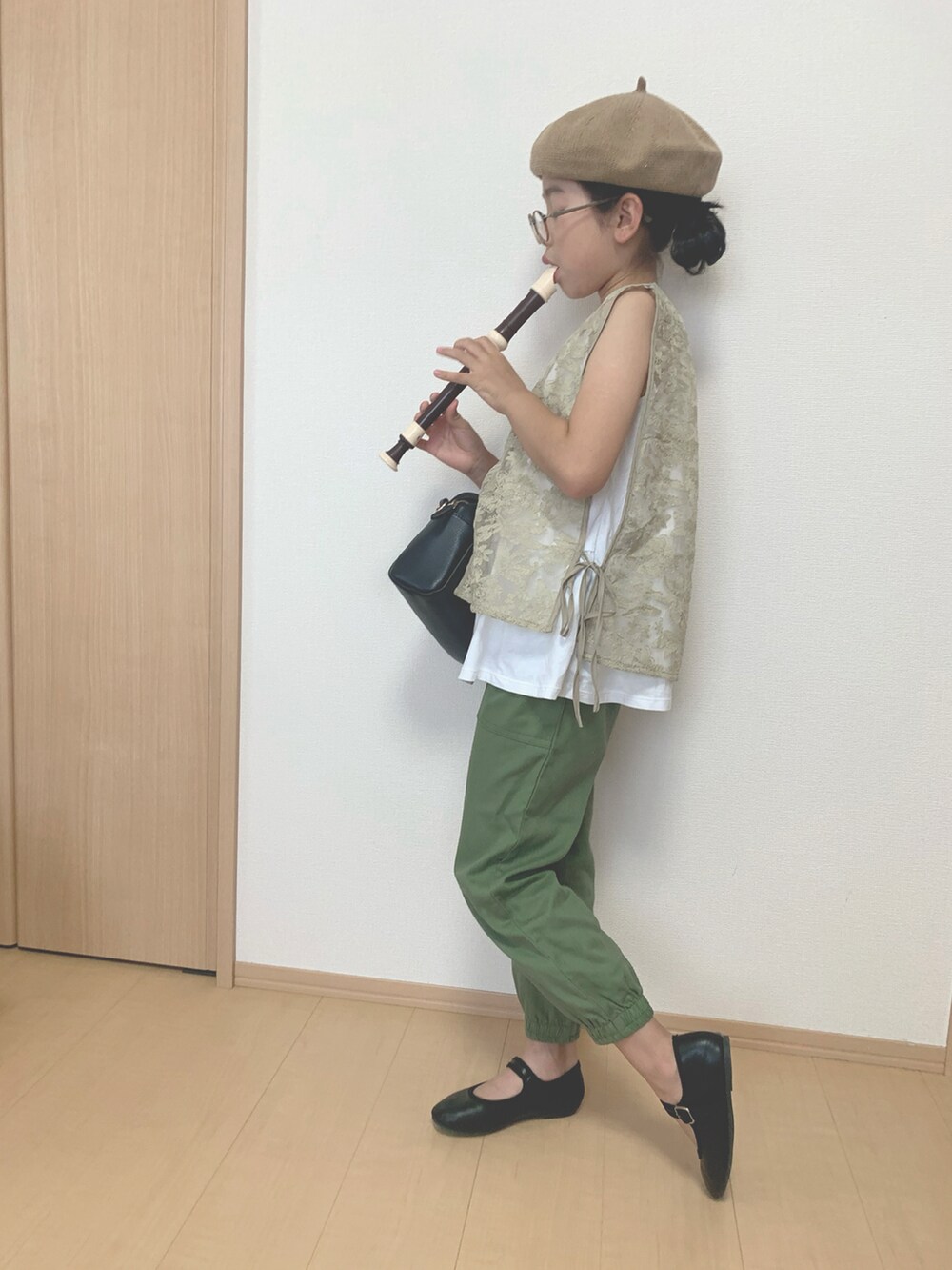 「夏コーデ、おでかけコーデ、夏ファッション、めがね、おしゃれさんと繋がりたい、グリーン」｜「しまむらのアイテム（バッグ、ブラック系）」を使った、momono13さん（キッズ・130cm）の夏コーディネートの2枚目の写真