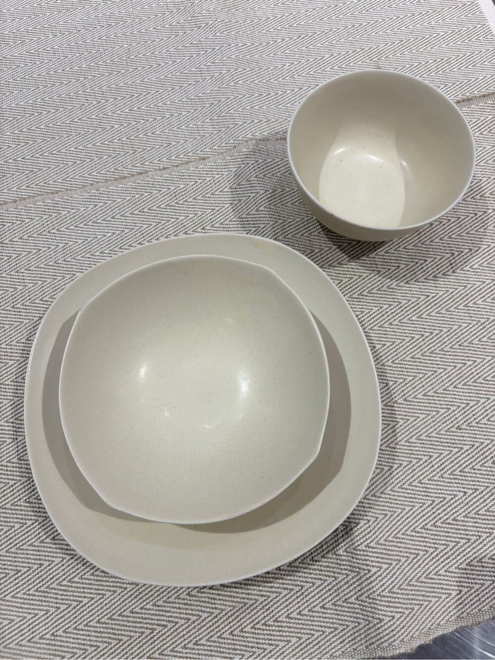 その他の食器、その他の食器、その他の食器を着用したレディースの春コーディネートの4枚目の写真