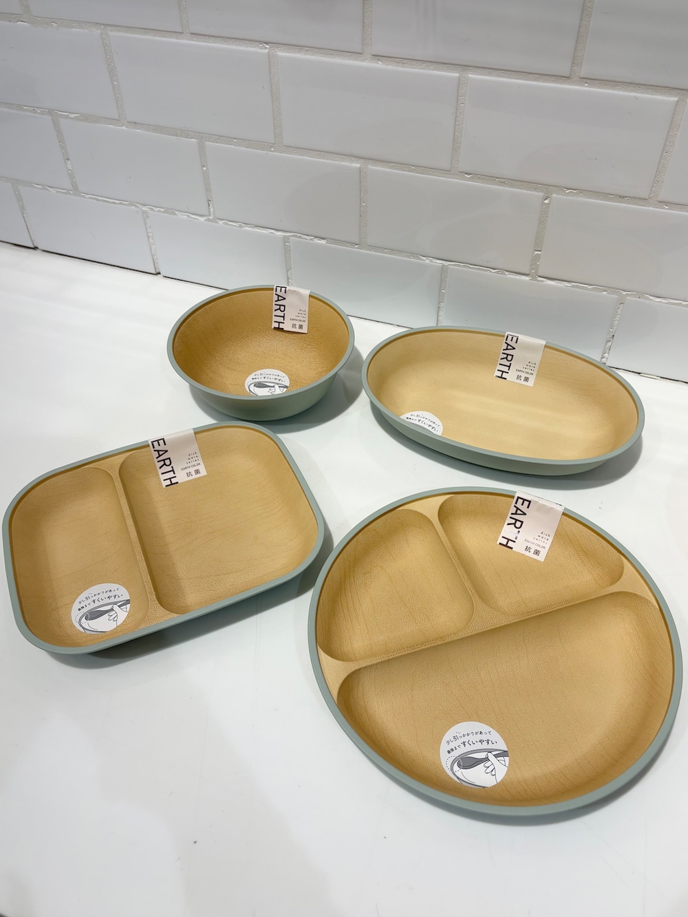 その他の食器、その他の食器、その他の食器を着用したレディースの春コーディネートの3枚目の写真