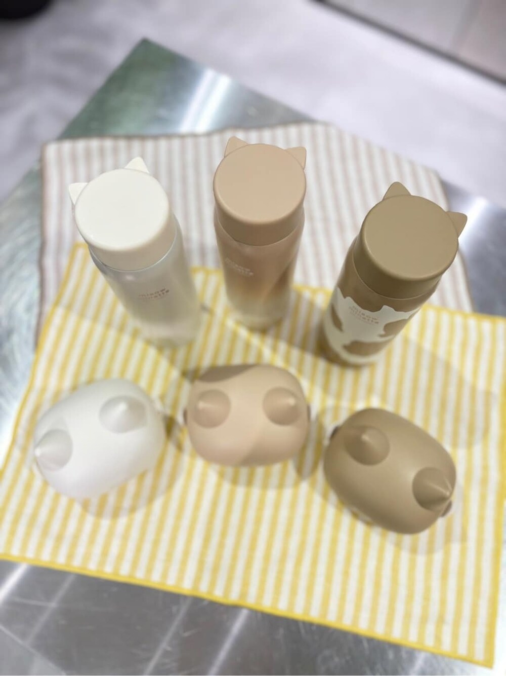 その他の水筒、その他の水筒、その他の水筒を着用したレディースの冬コーディネートの2枚目の写真