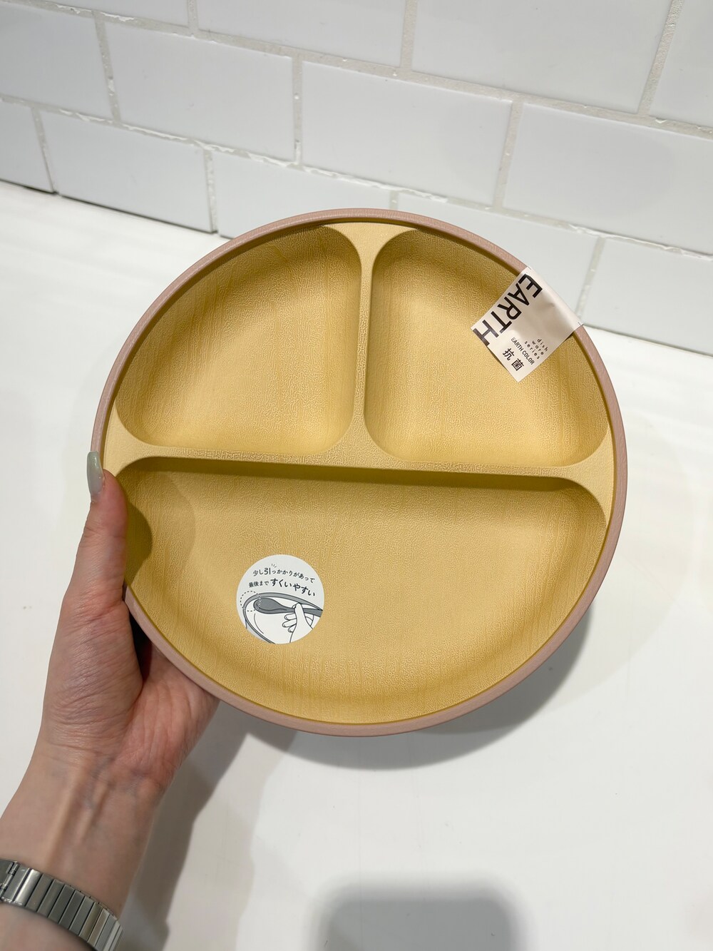 その他の食器、その他の食器、その他の食器を着用したレディースの春コーディネートの5枚目の写真