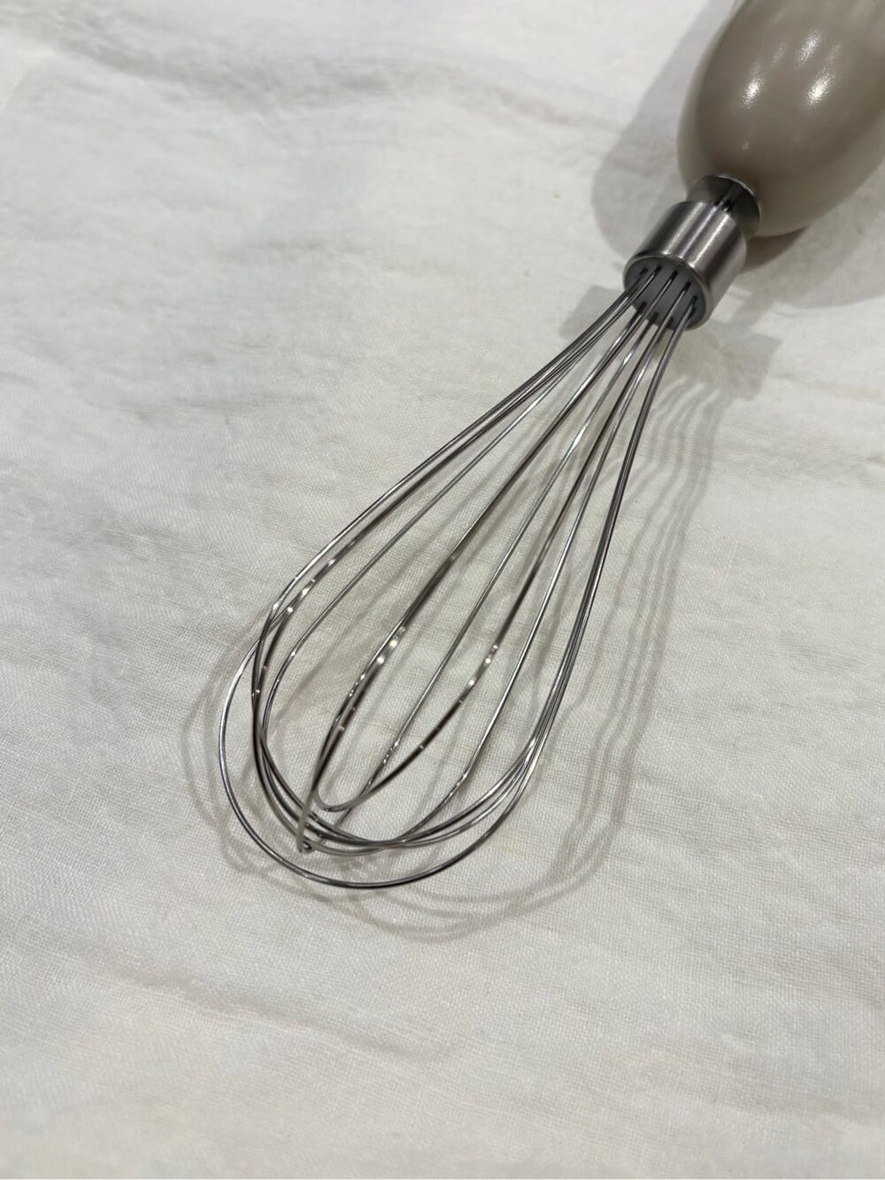 ベージュ系のキッチン家電、その他のキッチン家電、ベージュ系のキッチン家電を着用したレディースの冬コーディネートの5枚目の写真
