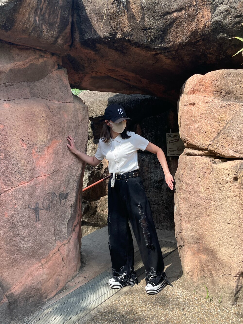「天王寺動物園、たべっ子水族館、たべっ子どうぶつ、little sunny bite」｜「Little sunny biteの『Little sunny bite』No photo shopper bag（ハンドバッグ、オレンジ系）」を使った、アスカスさん（レディース・163cm）の夏コーディネートの2枚目の写真