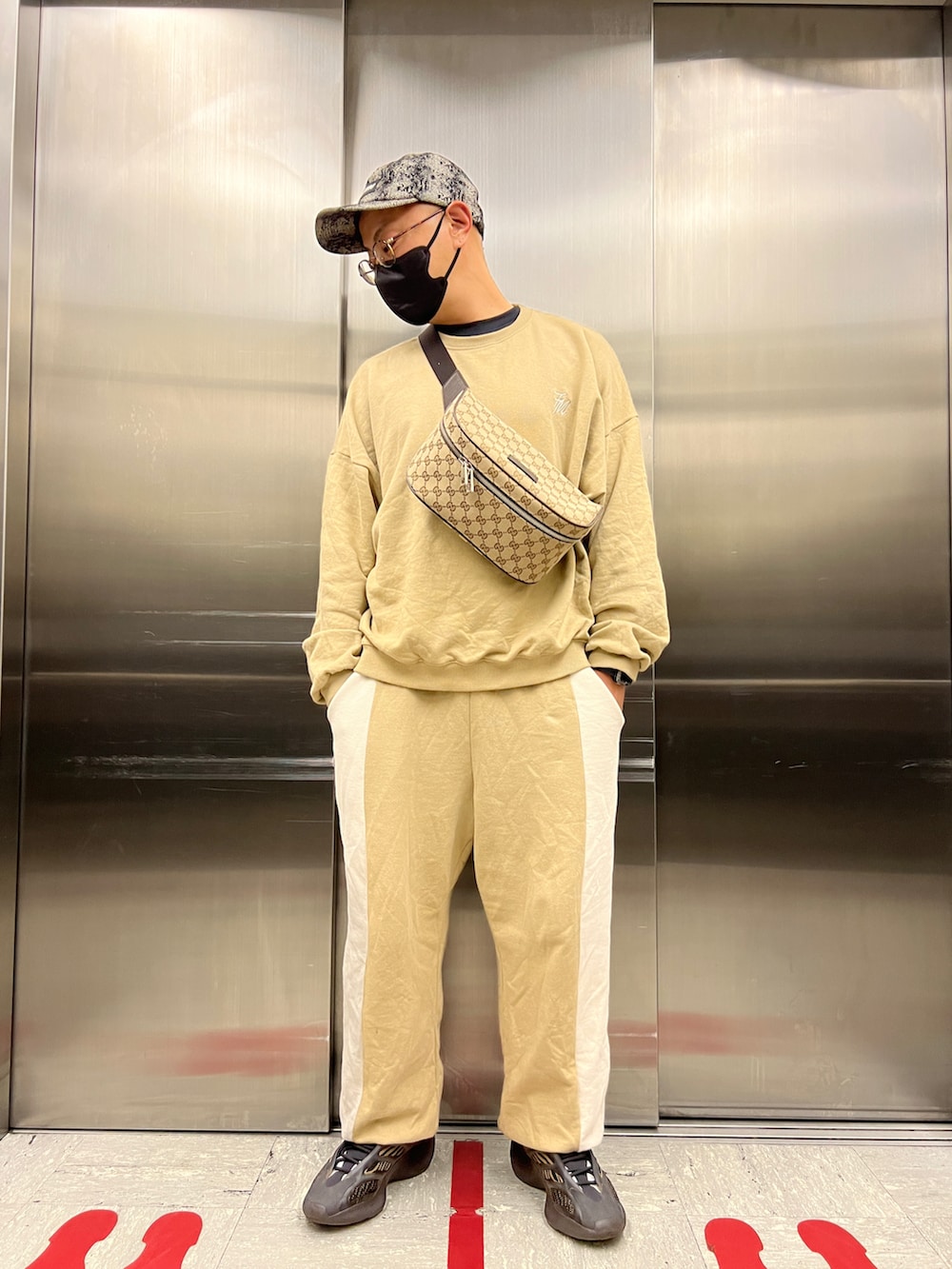 Ryota Kozaki｜Felimのスウェットを使ったコーディネート - WEAR 