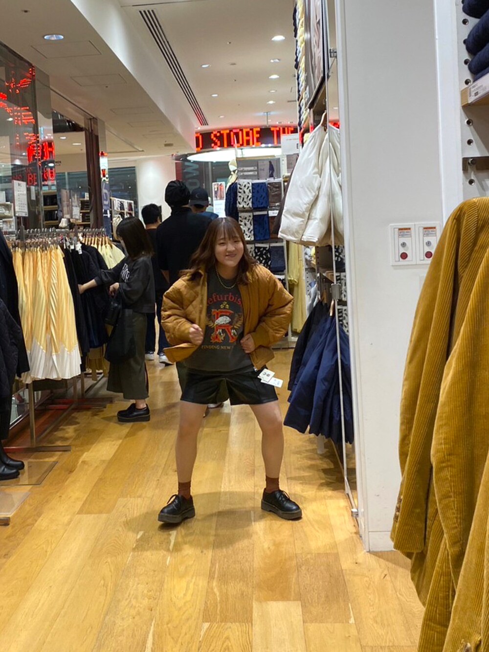 「秋冬コーデ、大人カジュアル」｜「GUのアイテム（パンツ、ブラック系）」を使った、a‘nca*さん（レディース・156cm）の冬コーディネートの2枚目の写真