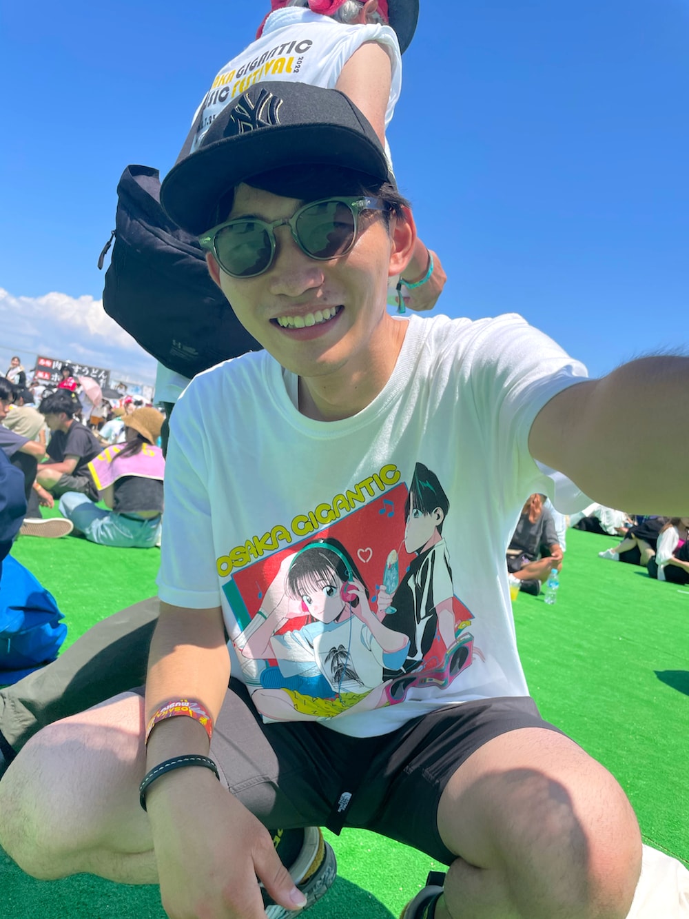 「フェススタイル、フェス、夏フェス」｜「UNIQLOのドライストレッチイージーショートパンツ（その他パンツ、レッド系）」を使った、a‘nca*さん（レディース・156cm）の冬コーディネートの5枚目の写真
