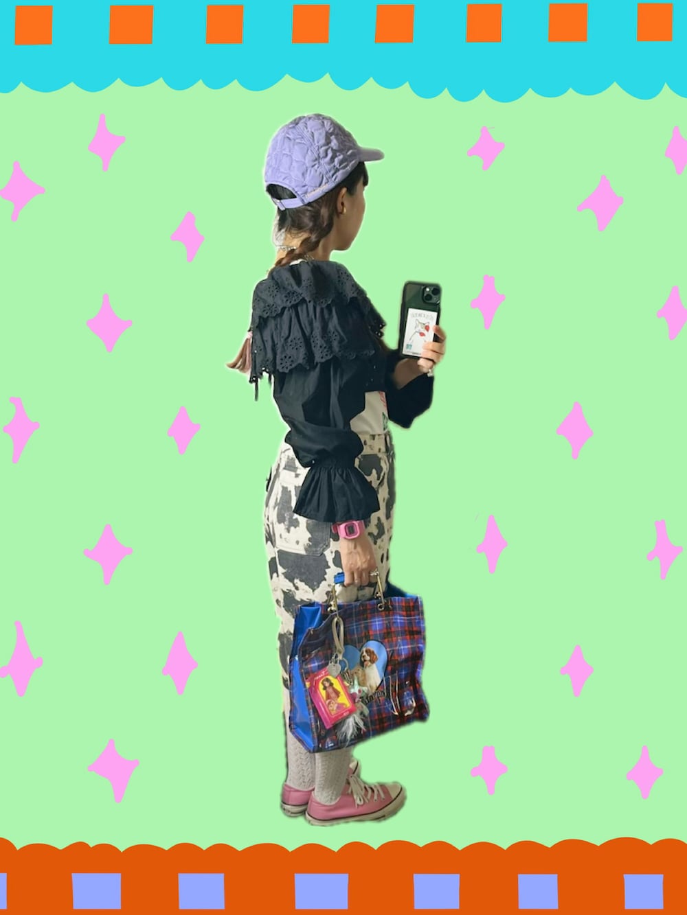 ブラウン系のその他パンツ、ホワイト系のタンクトップ、ブラック系のカーディガン/ボレロを着用したレディースの夏コーディネートの2枚目の写真