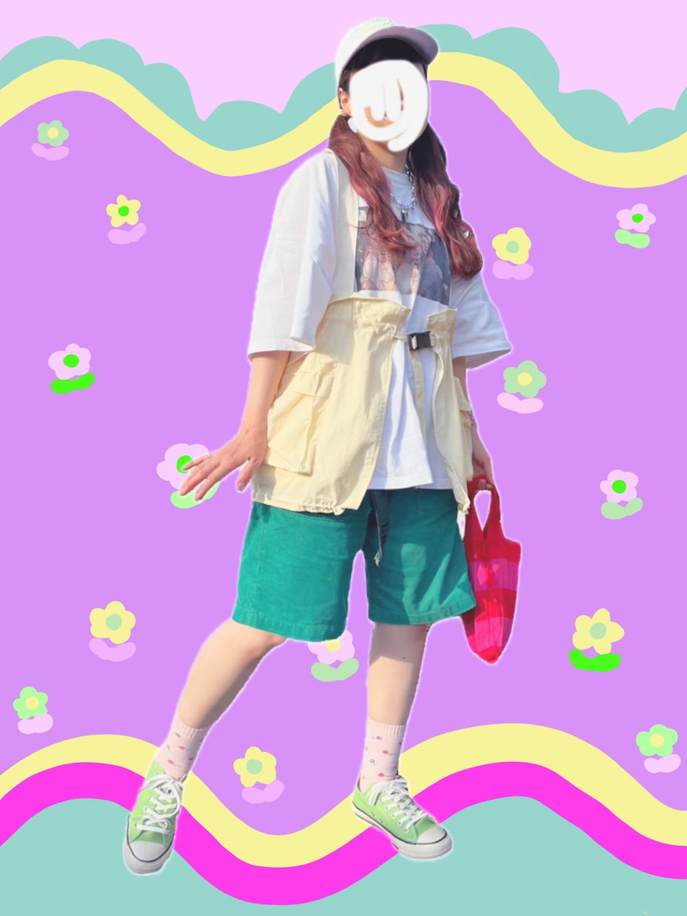 ホワイト系のTシャツ/カットソー、ホワイト系のベスト、グリーン系のパンツを着用したレディースの夏コーディネートの4枚目の写真