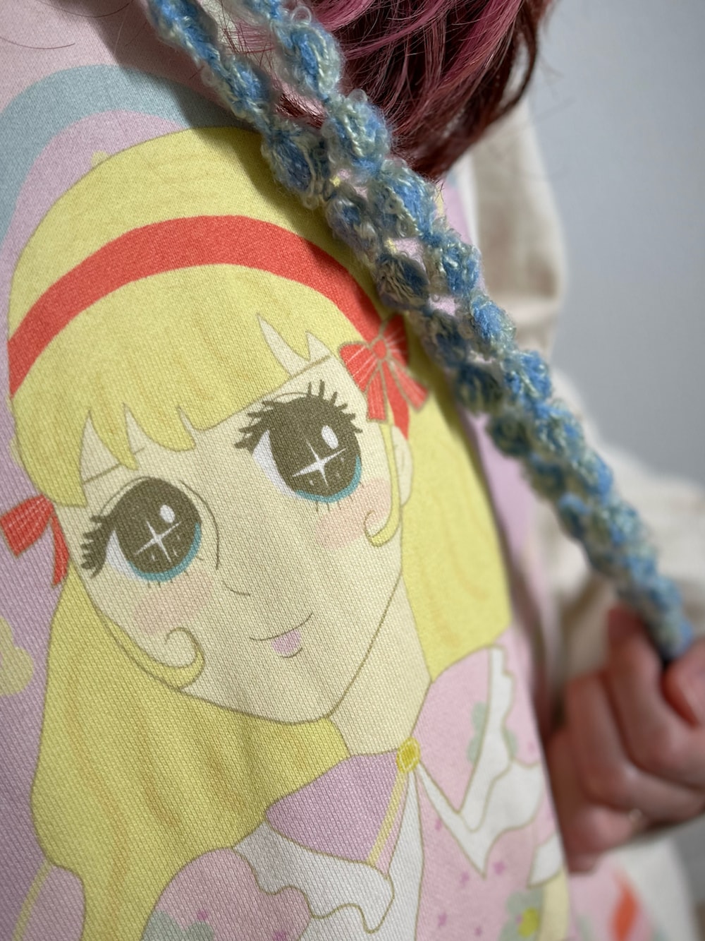 「レトロ、少女漫画、ボンネット、ピンク、タートルネック、かぼちゃパンツ、真冬のあったかスタイル、スウェット、リラックススタイル、大人カジュアル、大人ガーリー、スニーカー、スニーカーコーデ、UTme!、ユニクロ」｜「kaorinomoriのkaorinomori フィーユボンネ ミナ / カオリノモリ（ハット、グリーン系）」を使った、finsofansson88さん（レディース・154cm）の冬コーディネートの3枚目の写真