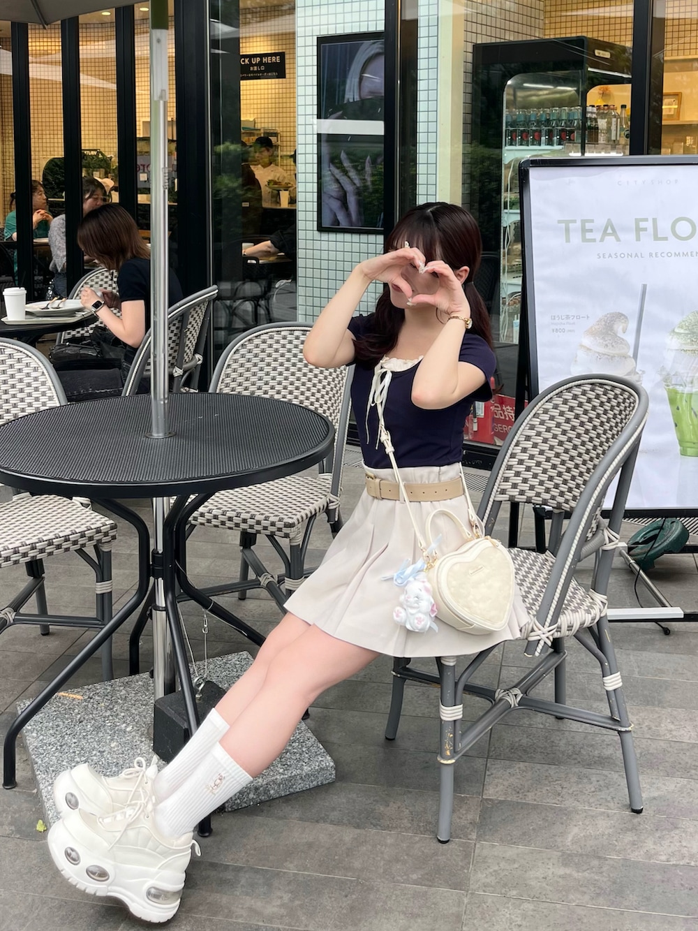 「夏ルックで気分アップ、今日のコーデ、おでかけコーデ、シンプルスタイル、カジュアルガーリー、休日スタイル、低身長コーデ、厚底シューズ、夏コーデ、夏服、夏ファッション、厚底スニーカー」|「Ada.のレイヤード風 カットソー トップス バレエコア ウィッシュコア(Tシャツ/カットソー、ブルー系)」を使った、miyu Ӧさん(骨格ウェーブ・レディース・149cm)の夏コーディネートの2枚目の写真