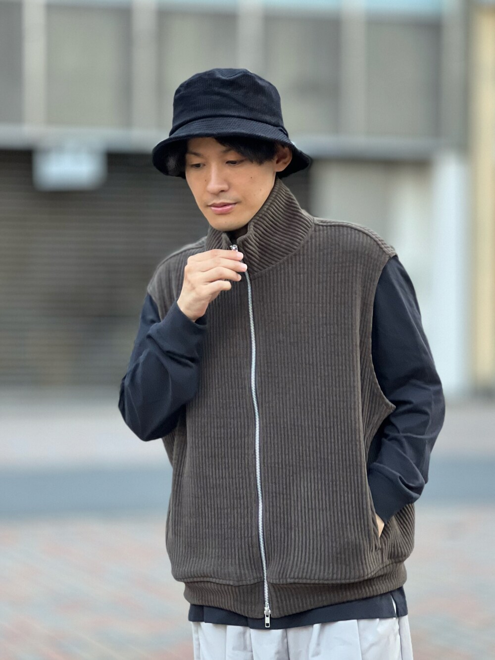ゆっきー｜VICTIMのベストを使ったコーディネート - WEAR