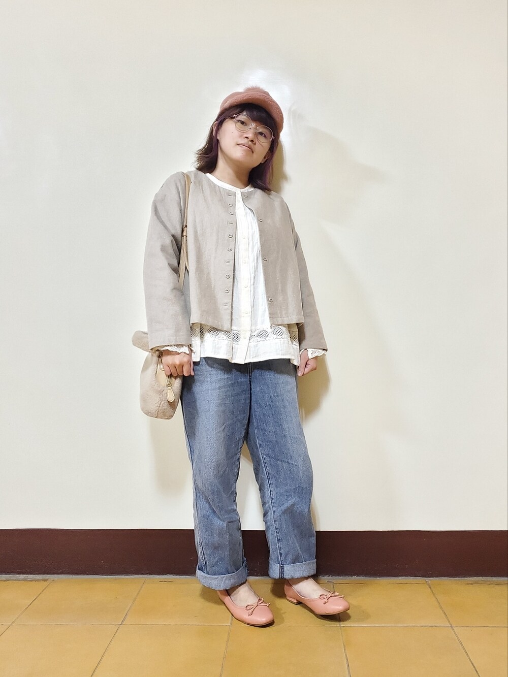 「未来のWEARISTAプロジェクト、大人カジュアル、大人コーデ、ootd、冬コーデ、街頭穿搭、休閒、低身長」｜「Samansa Mos2の綿麻ショートジャケット（ノーカラージャケット、ベージュ系）」を使った、呱呱🍯さん（レディース・152cm）の冬コーディネートの2枚目の写真