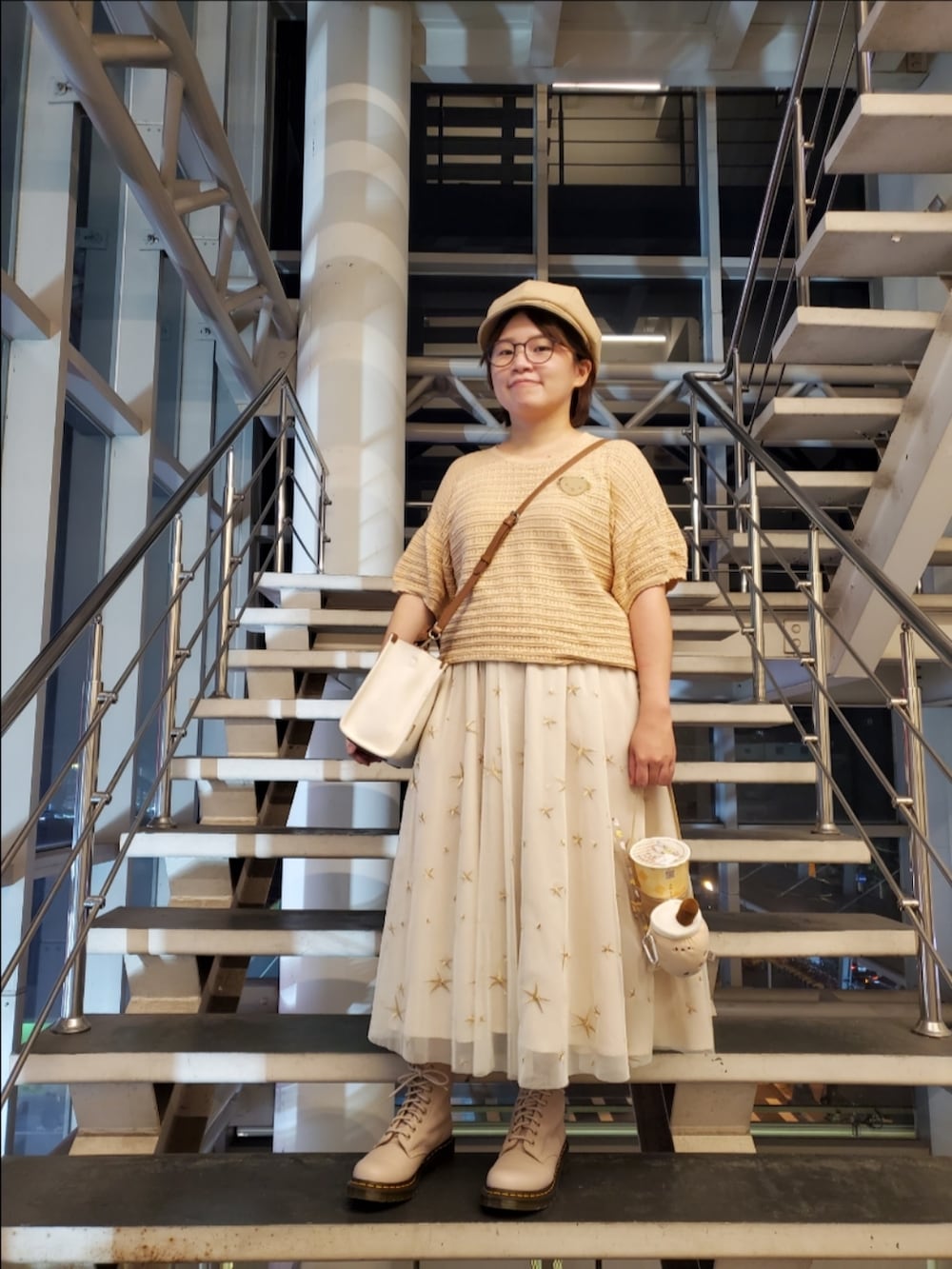 「ootd、街頭穿搭、休閒、低身長、低身長コーデ、大人カジュアル、大人コーデ、秋コーデ」｜「Knights Bridgeのアイテム（ニット/セーター、ベージュ系）」を使った、呱呱🍯さん（レディース・152cm）の冬コーディネートの2枚目の写真