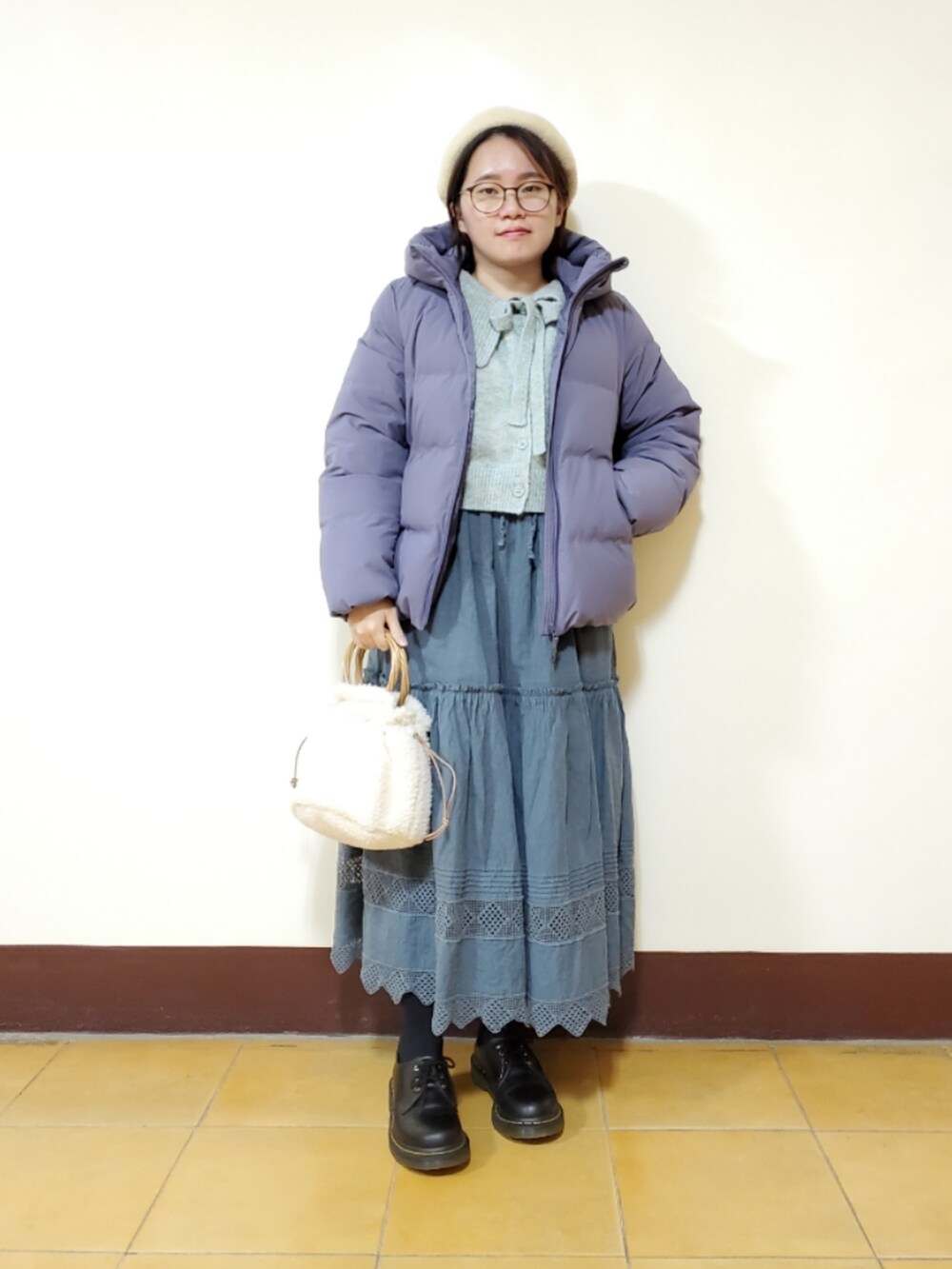 「ootd、冬コーデ、大人カジュアル、大人コーデ、低身長、低身長女子、色合わせ」｜「QUEEN SHOPのアイテム（ニット/セーター、ブルー系）」を使った、呱呱🍯さん（レディース・152cm）の冬コーディネートの2枚目の写真