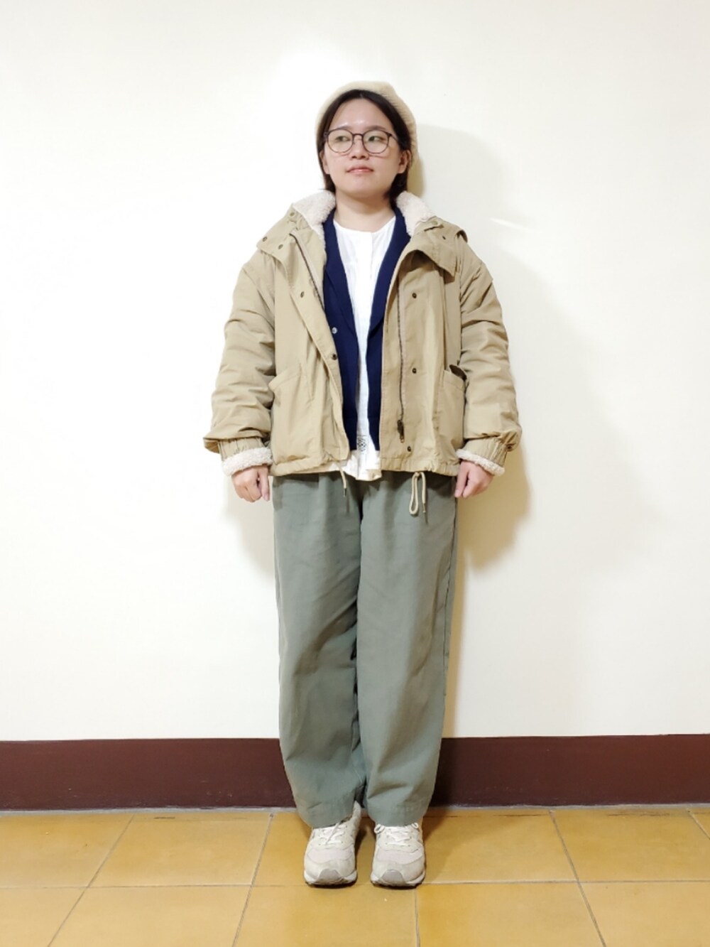 「新星WEARISTAにエントリー、ootd、街頭穿搭、休閒、秋冬コーデ、大人カジュアル、大人かわいい、低身長、低身長コーデ」｜「Gozoのアイテム（ニット/セーター、ブルー系）」を使った、呱呱🍯さん（レディース・152cm）の冬コーディネートの2枚目の写真