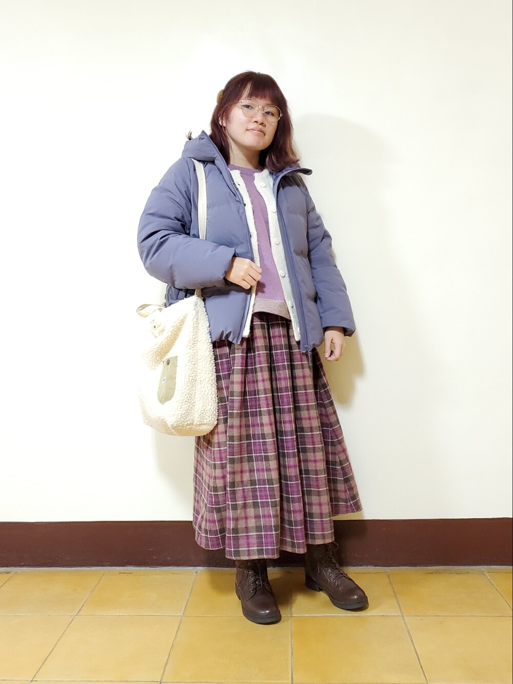「ほめられ本命コーデ、大人カジュアル、春コーデ、冬コーデ、ootd、低身長」｜「POU DOU DOUの配色ラインガンジーセーター（ニット/セーター、パープル系）」を使った、呱呱🍯さん（レディース・152cm）の冬コーディネートの2枚目の写真