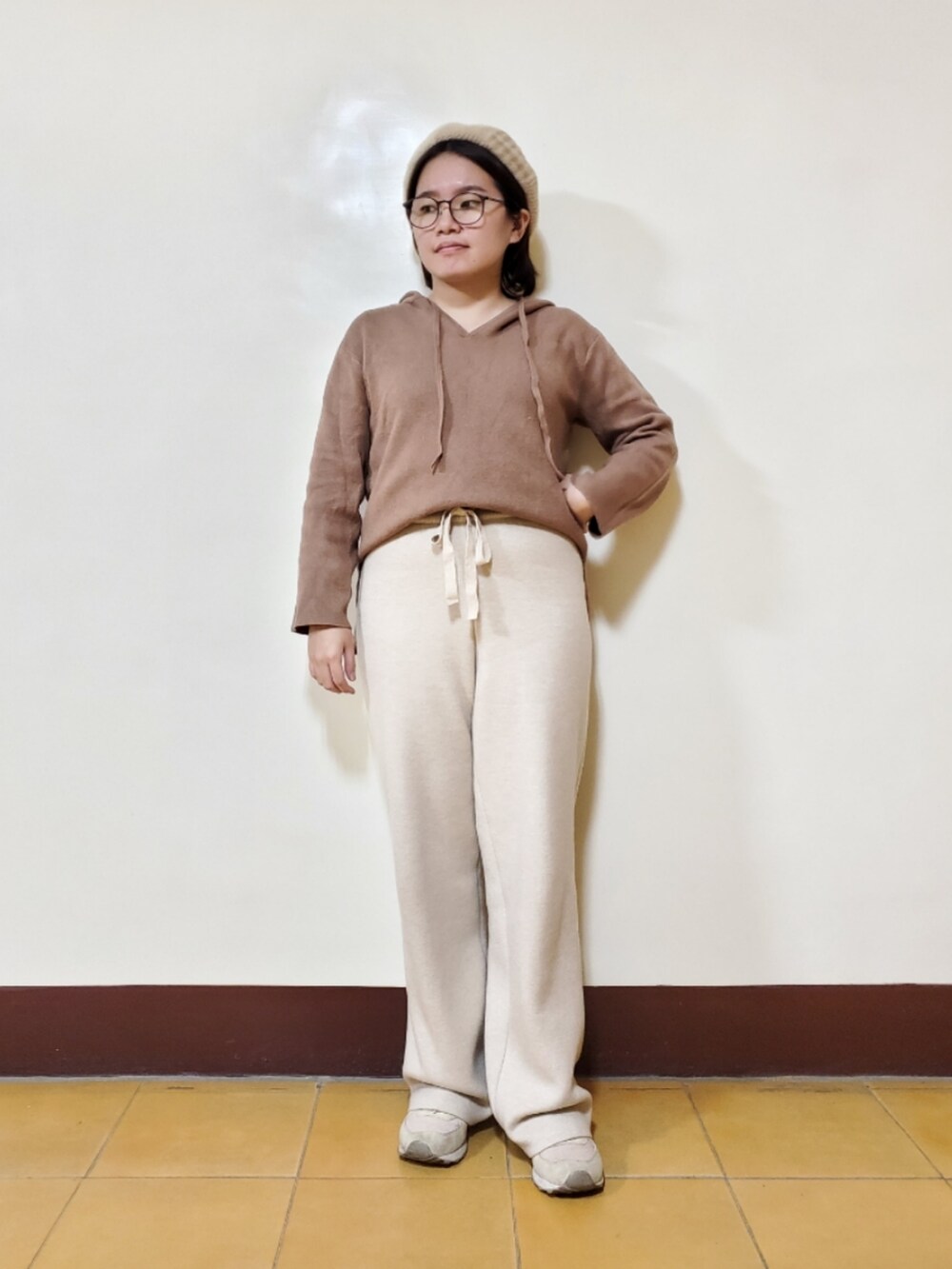 「新星WEARISTAにエントリー、ootd、街頭穿搭、大人カジュアル、大人コーデ、低身長、低身長コーデ、冬コーデ、冬を彩る色いろコーデ」｜「UNIQLOの無縫羽絨連帽外套 BLUE  L（ダウンジャケット/コート、ブルー系）」を使った、呱呱🍯さん（レディース・152cm）の冬コーディネートの3枚目の写真