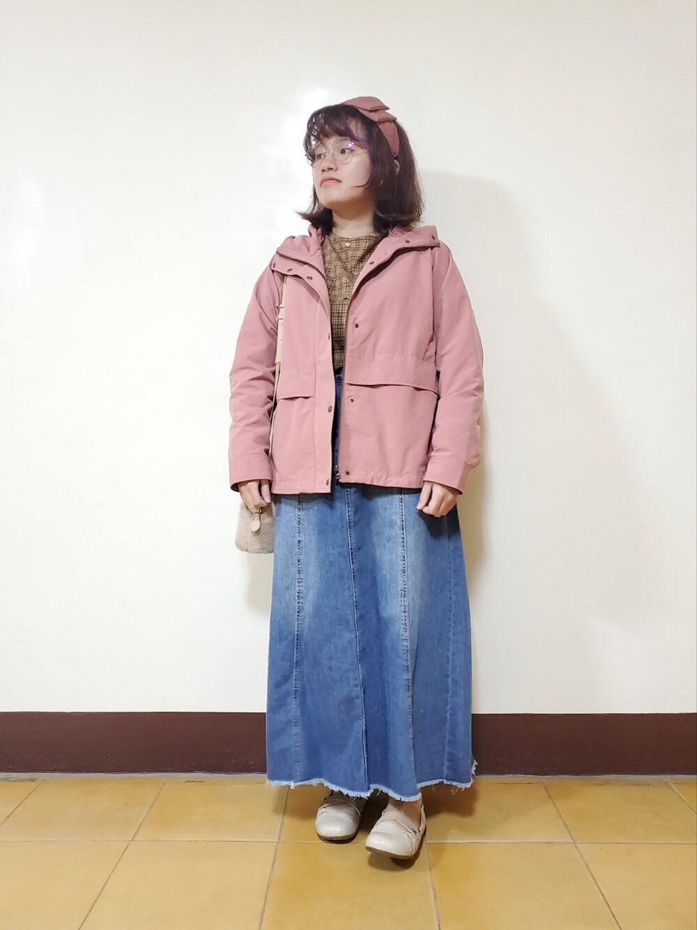 「秋冬コーデ、冬コーデ、大人カジュアル、大人女子、休閒、低身長、低身長コーデ」｜「ehka sopoのチェック柄レース衿ブラウス（シャツ/ブラウス、イエロー系）」を使った、呱呱🍯さん（レディース・152cm）の冬コーディネートの5枚目の写真