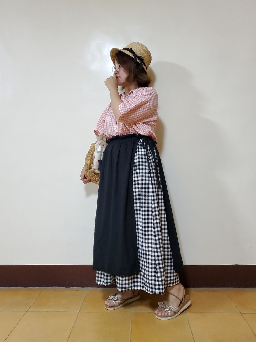 「夏コーデ、低身長、低身長コーデ、チェック柄に恋してる、チェック柄、チェック柄スカート」｜「Samansa Mos2のぽこぽこギンガムチェックシャツ（シャツ/ブラウス、ピンク系）」を使った、呱呱🍯さん（レディース・152cm）の夏コーディネートの2枚目の写真
